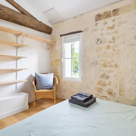 Aux Portes De L'entre Deux Mers * Cambes (Gironde)